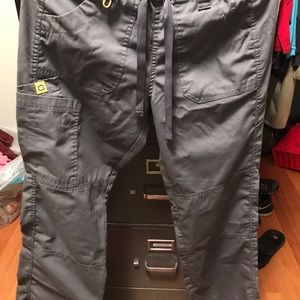 Women’s Small WINK scrub pants